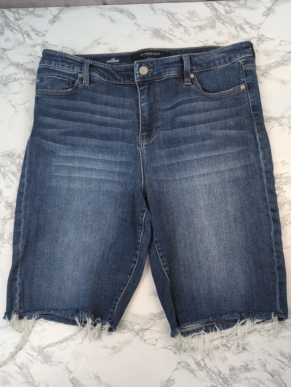 Liverpool The Cruiser Frayed High Rise Cutoff Denim Shorts Size 12
